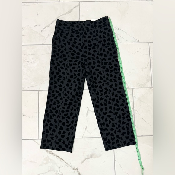 Ann Taylor Velvet Heart Patterned Black Size 00 Petite - Picture 2 of 6